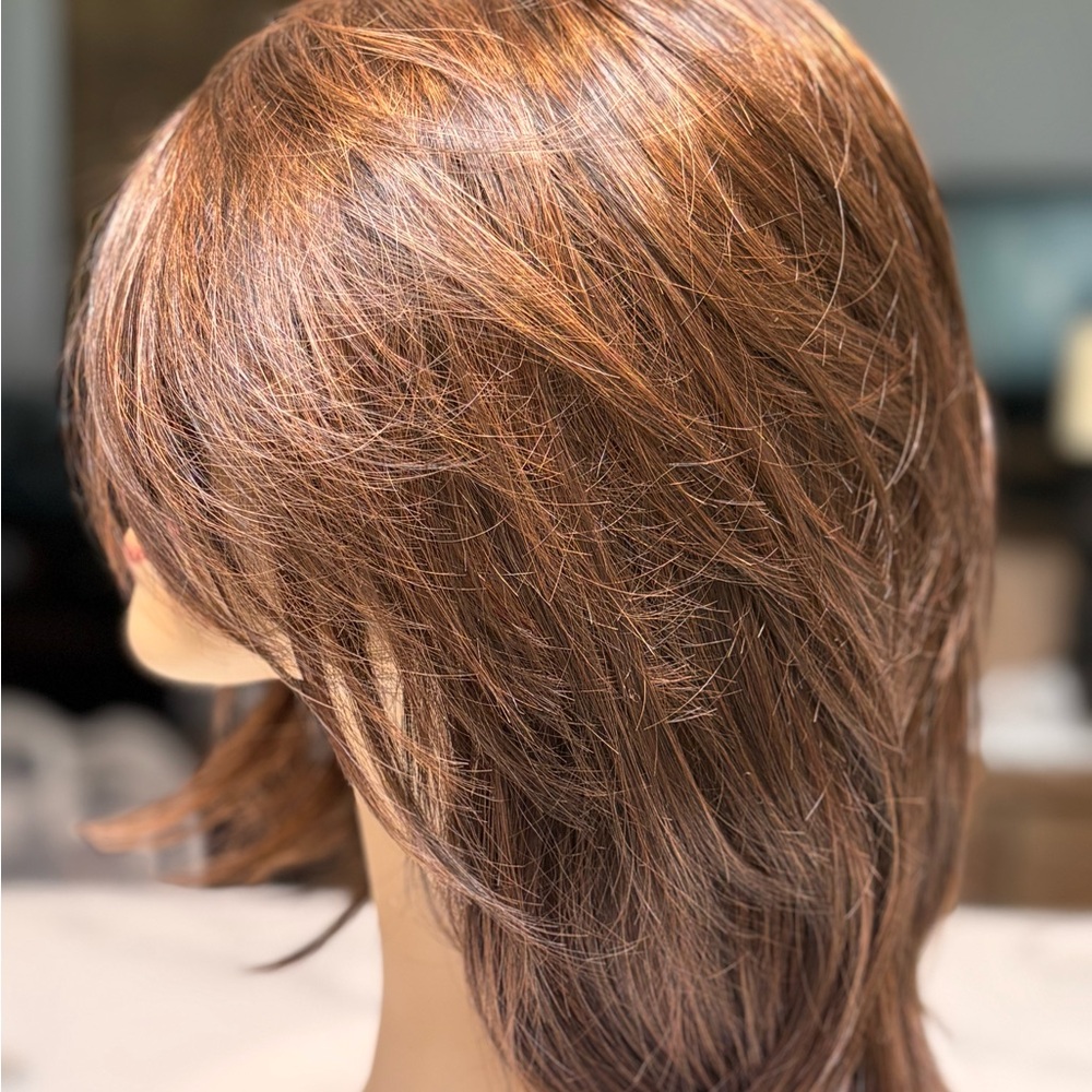Elegant Brown Women's Wig